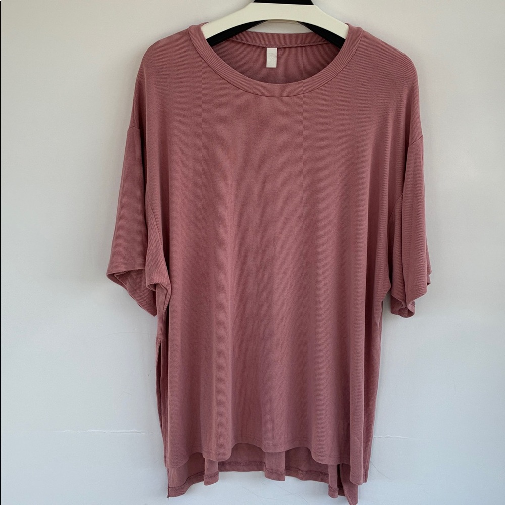 The Foxy Kind All Weekend Long Oversized Lounge Top Tee Short Sleeve Large